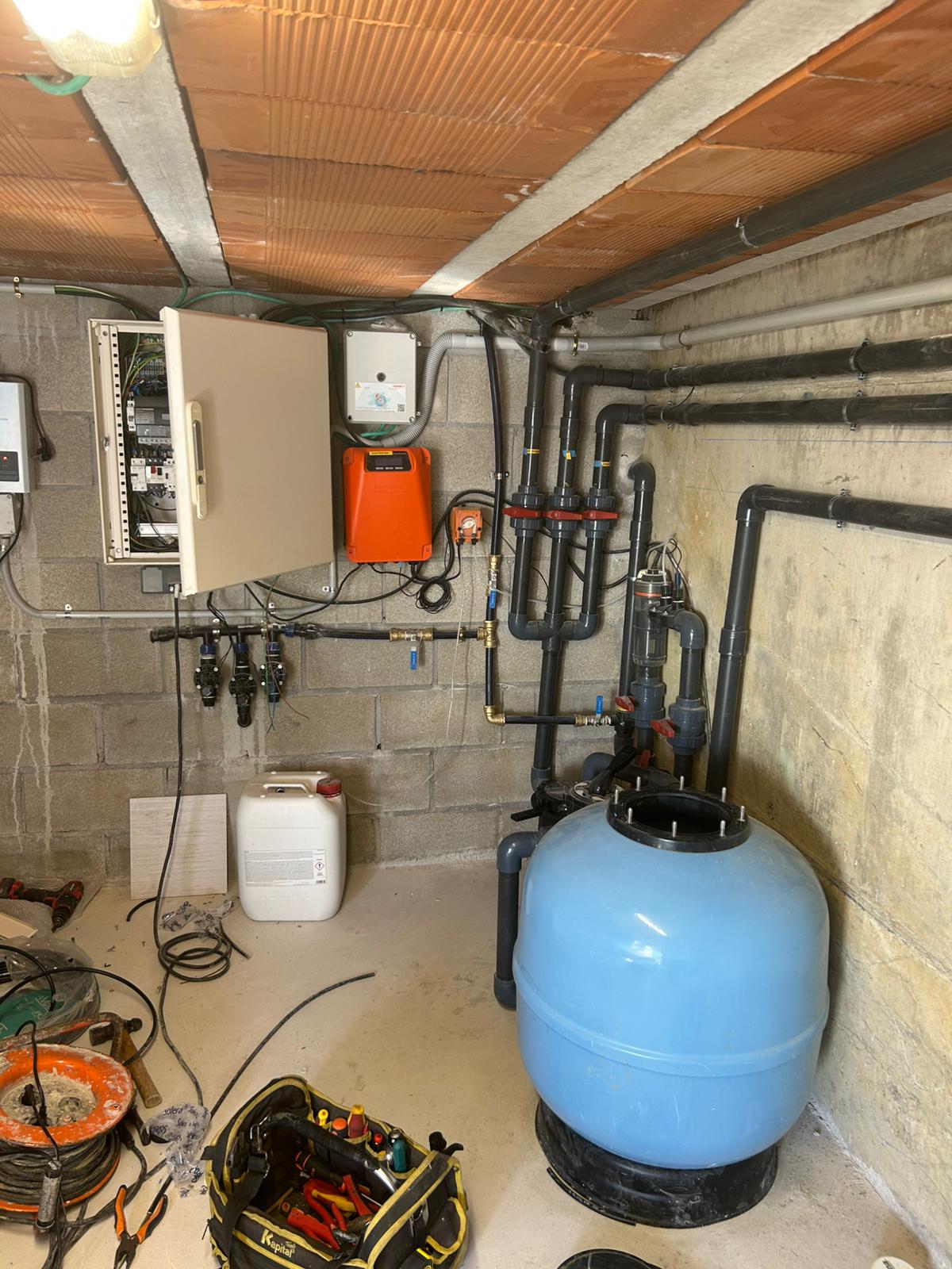 Mantenimiento y Reparación de Piscinas